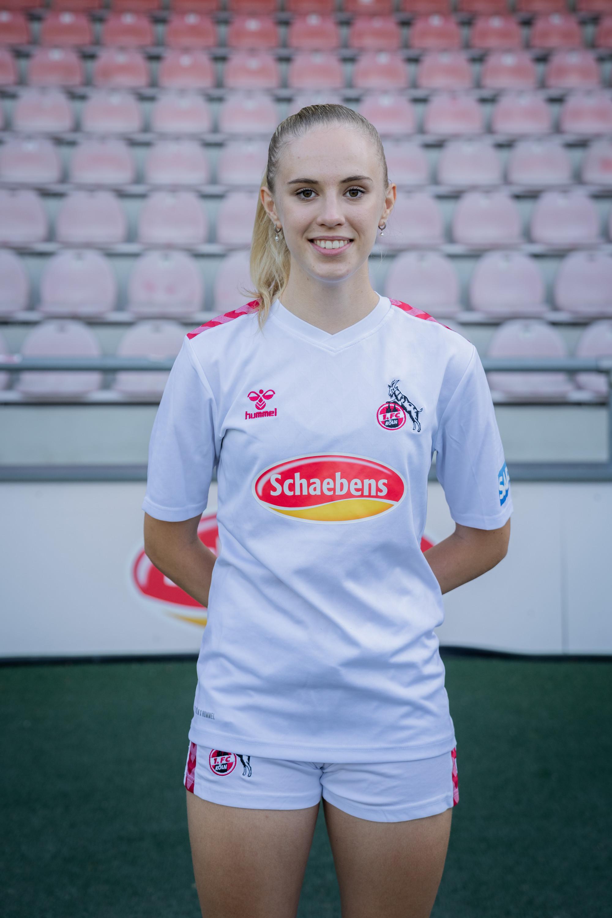 19 - Carolin Elsen