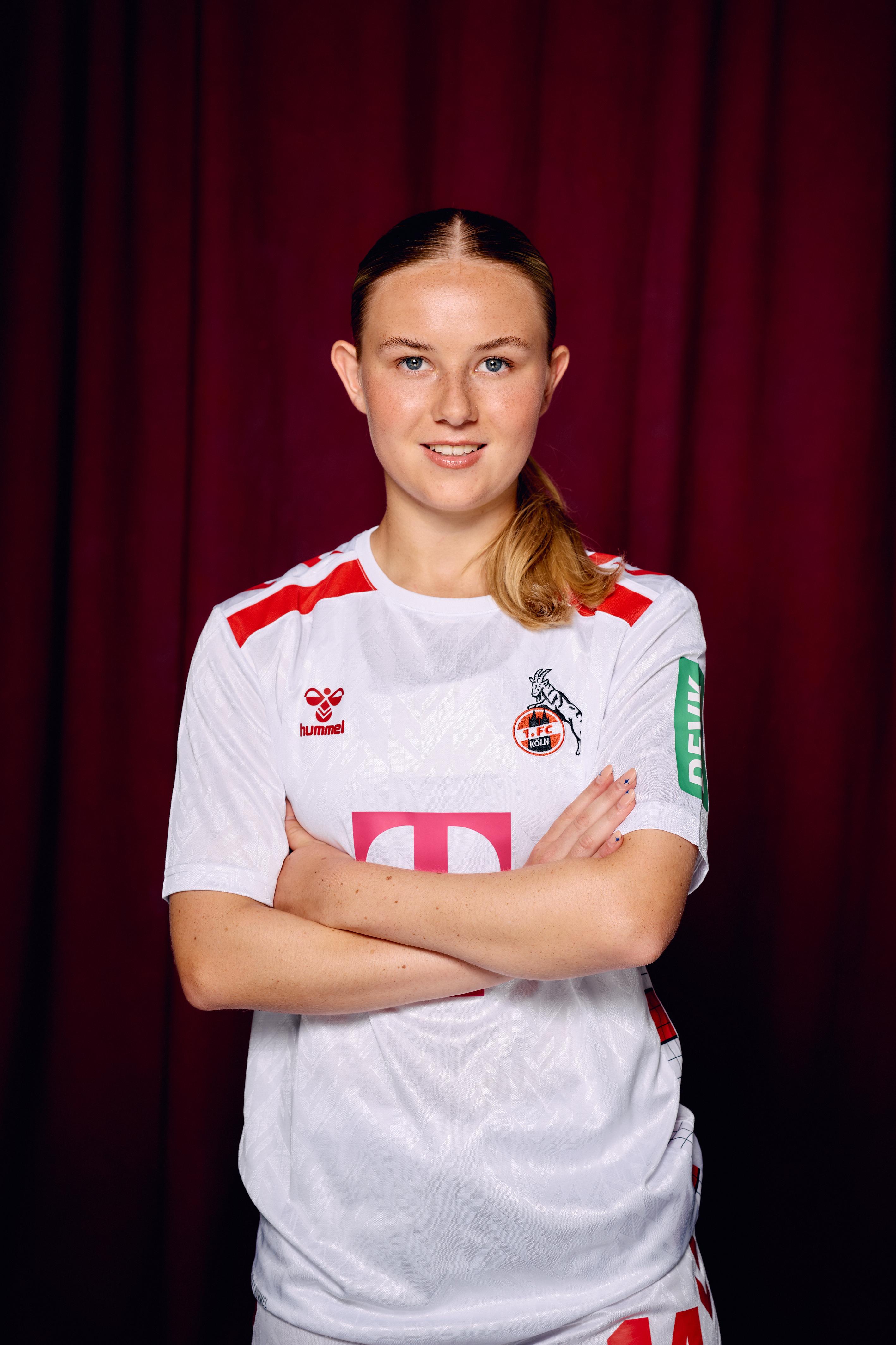 14 Carlotta Imping 1FCKoelnFrauen 3012