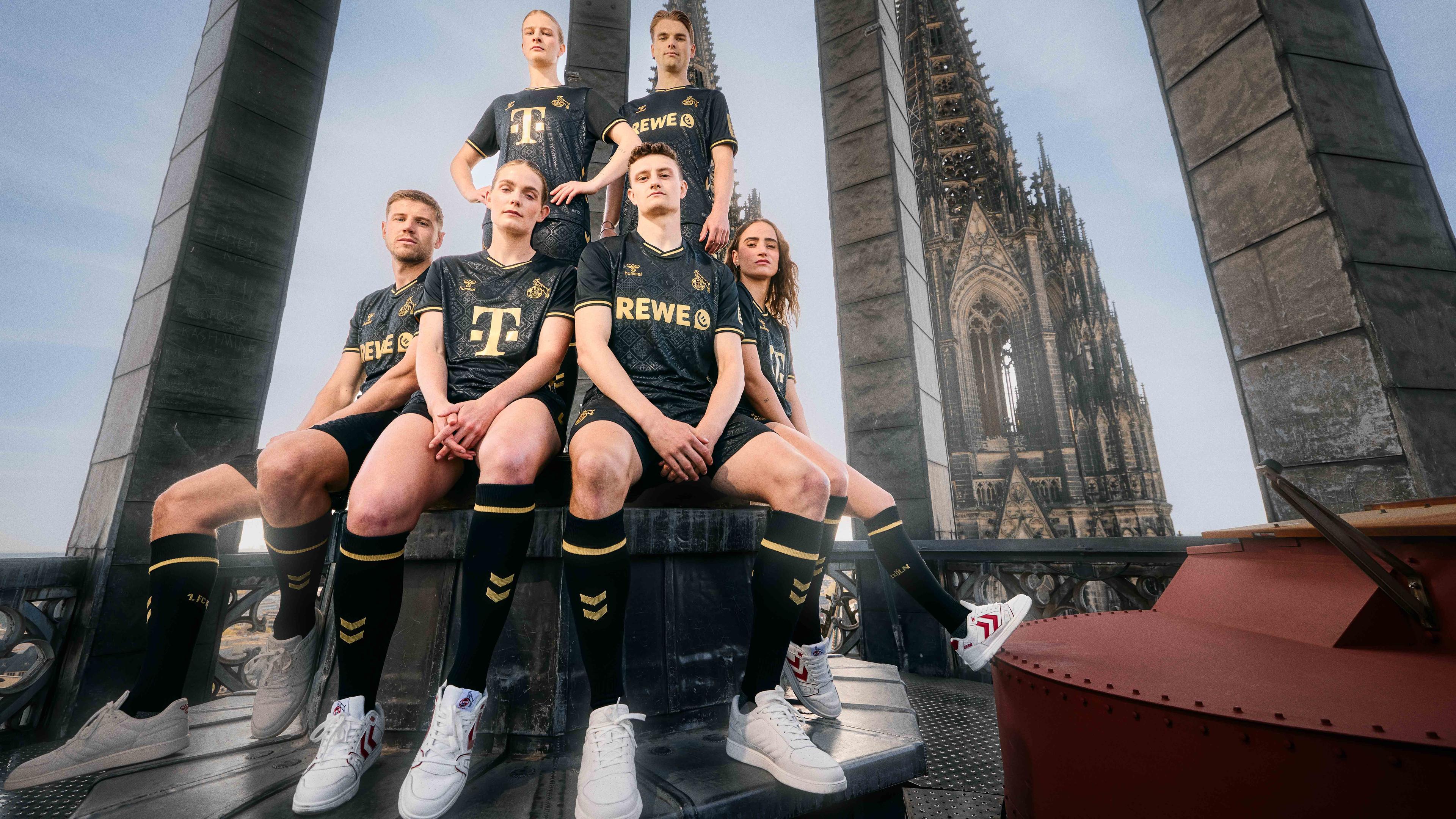 2025-04-08-Hummel_Kit-3rd_Shot_06-2684 Kopie.jpg