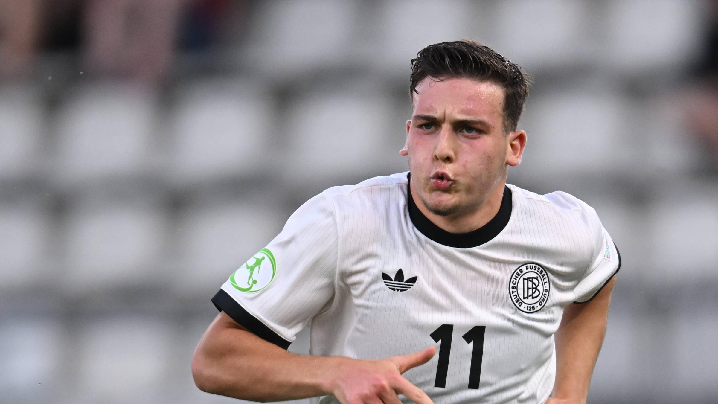 20251106 El Mala Nominierung.jpg