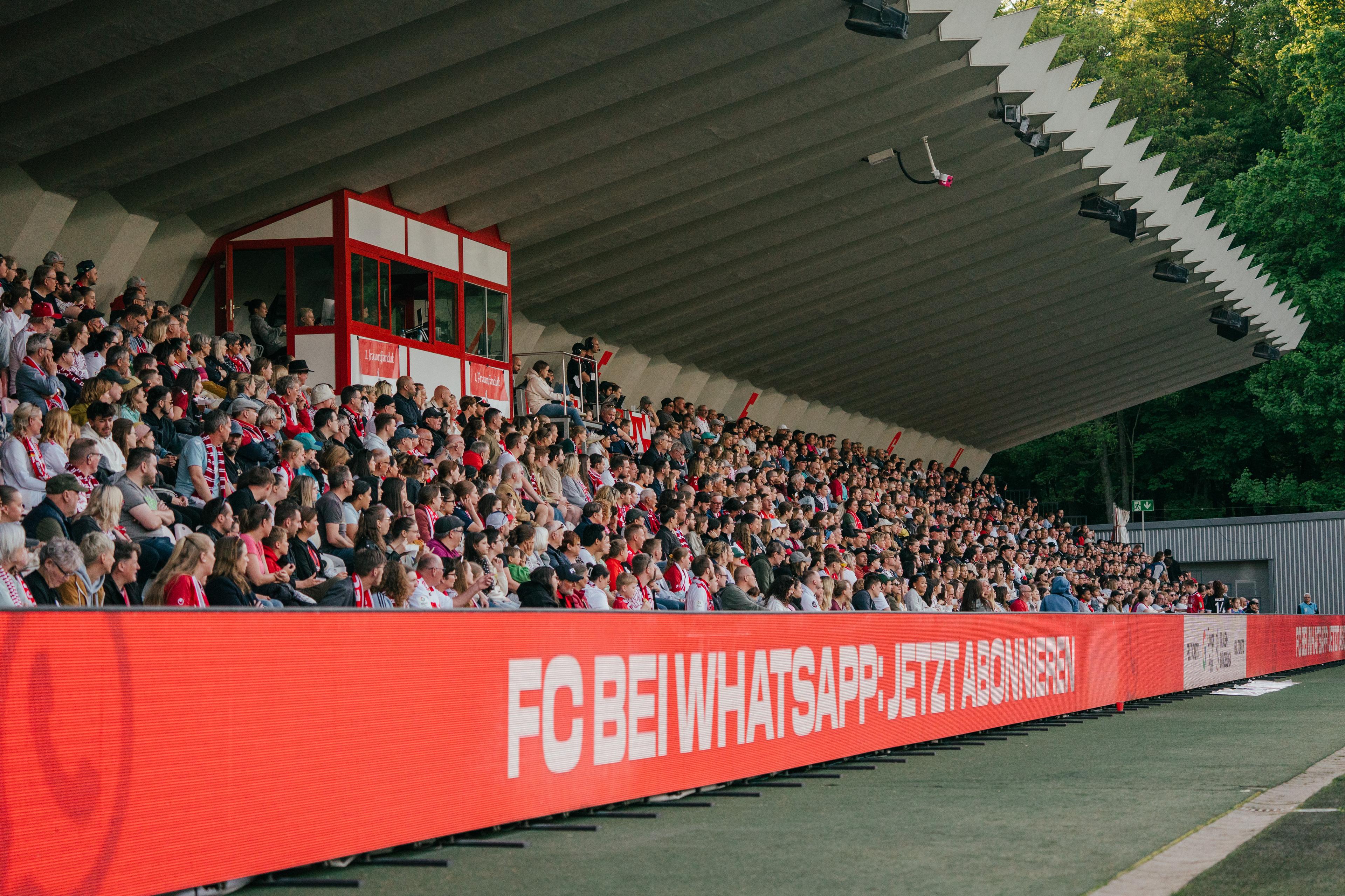 frauen_bundesliga_2024-2025_-_md20_-_1__fc_koln_w_vs_eintracht_frankfurt_w_250427_koesge-404.jpg
