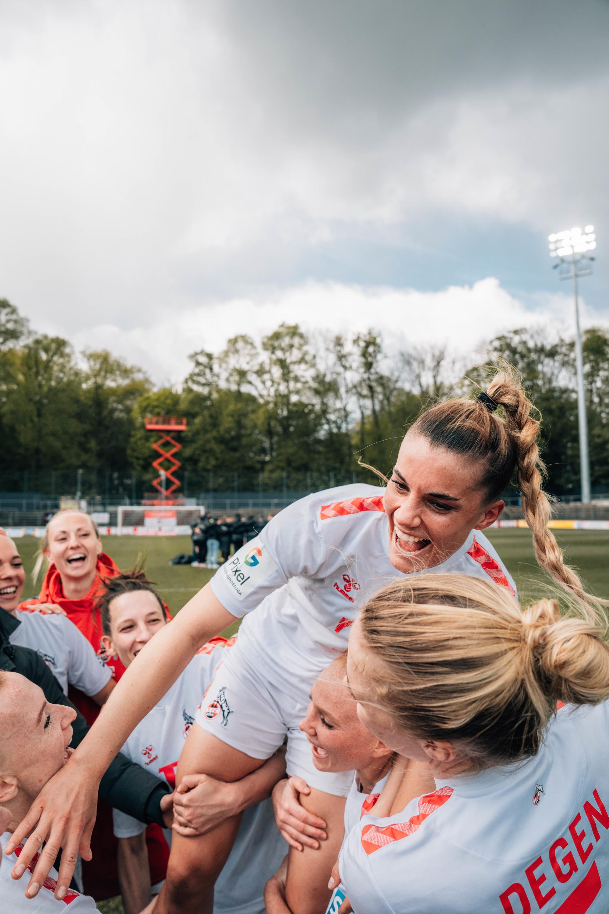 frauen_bundesliga_2023-2024_-_md19_-_1__fc_koln_w_vs_sc_freiburg_w_240421_koescf-629_jpg_0.jpg