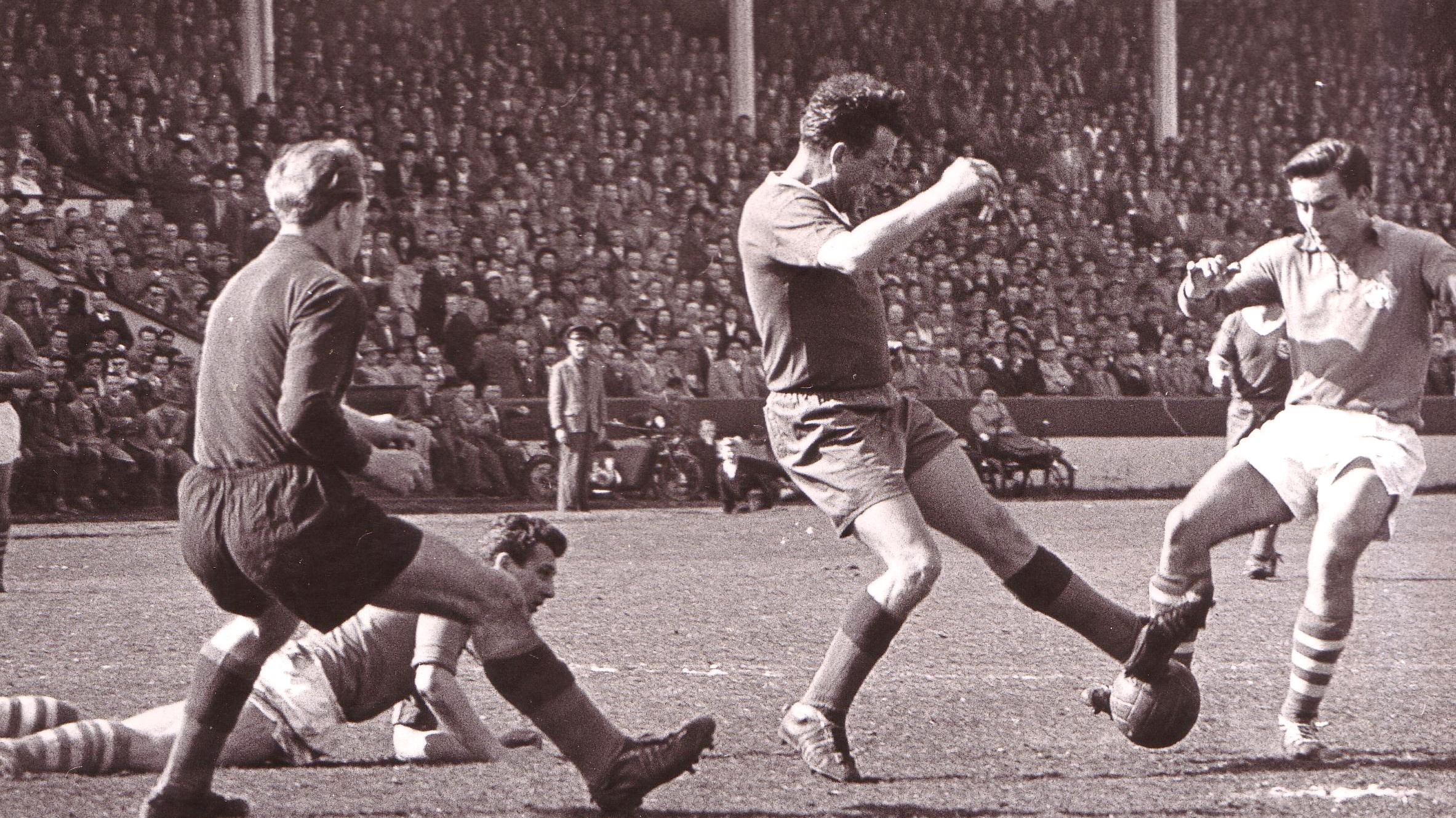 195758FC_Wuppertal_Pfeiffer Kopie.jpg