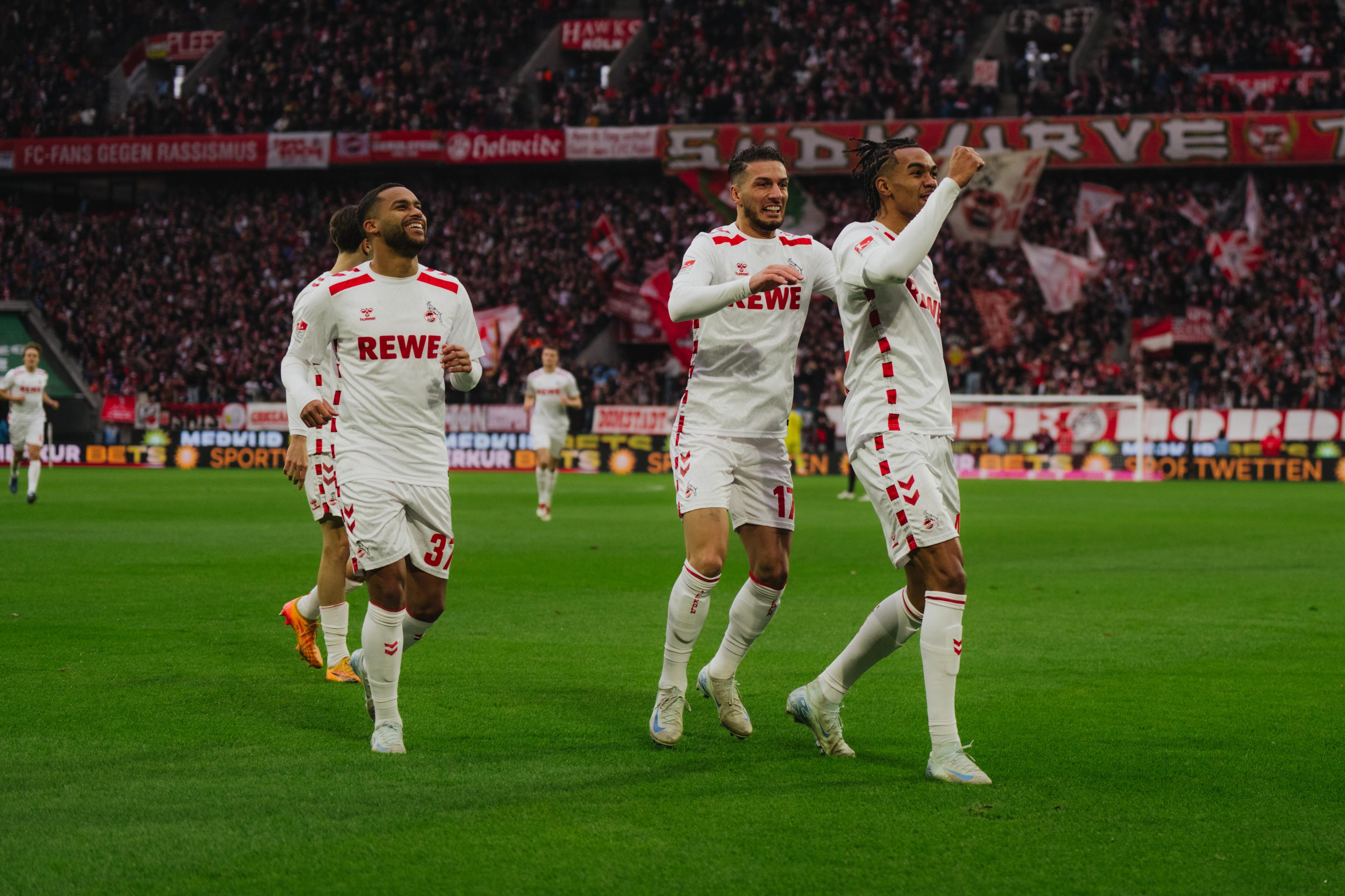 241215_KOEFCN-66.jpg