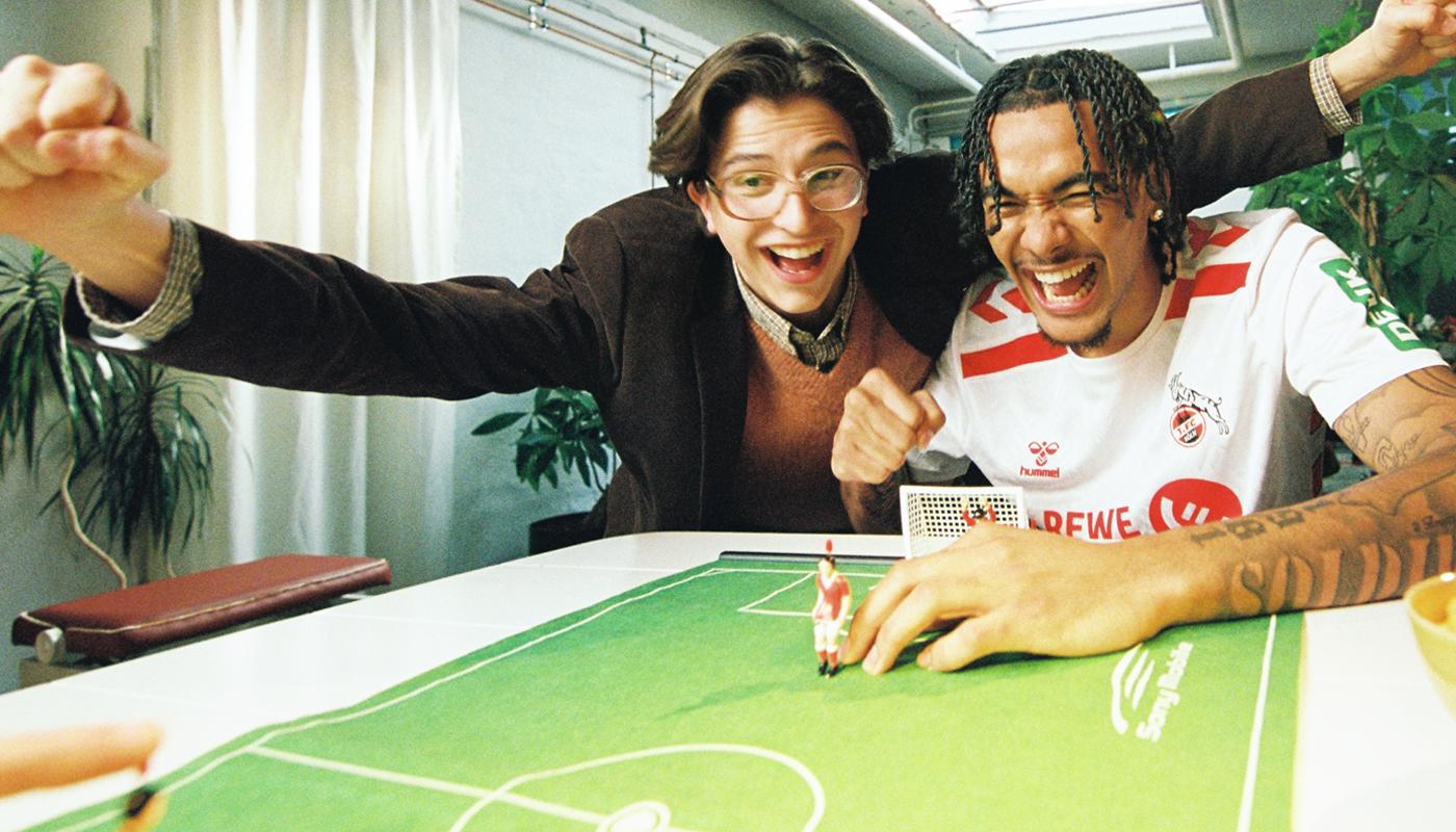 Spenden für Tore_Foto Sparkasse KoelnBonn (1).jpg