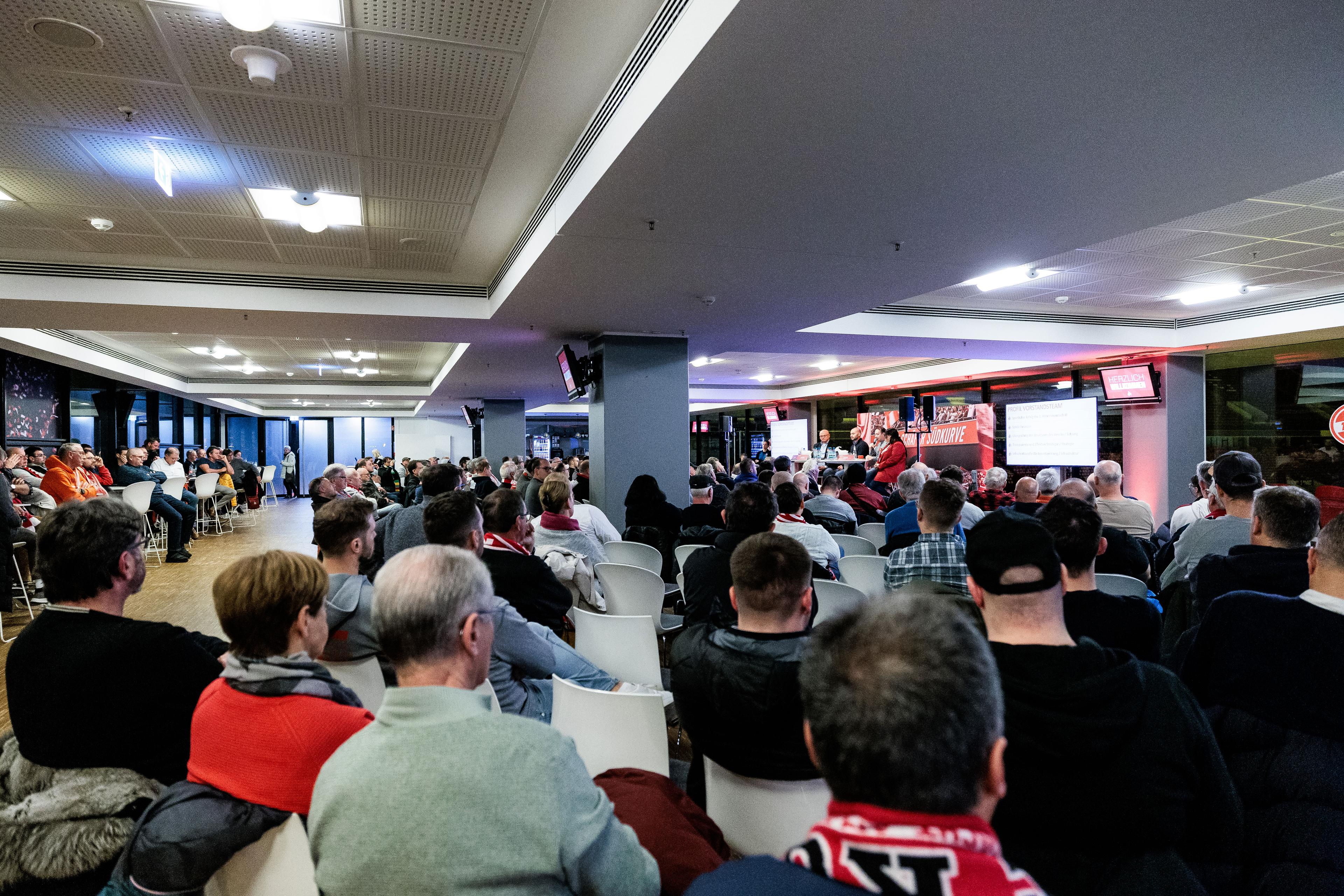 20241211_fc-stammtisch_FotoSteffieWunderl_00049.jpg