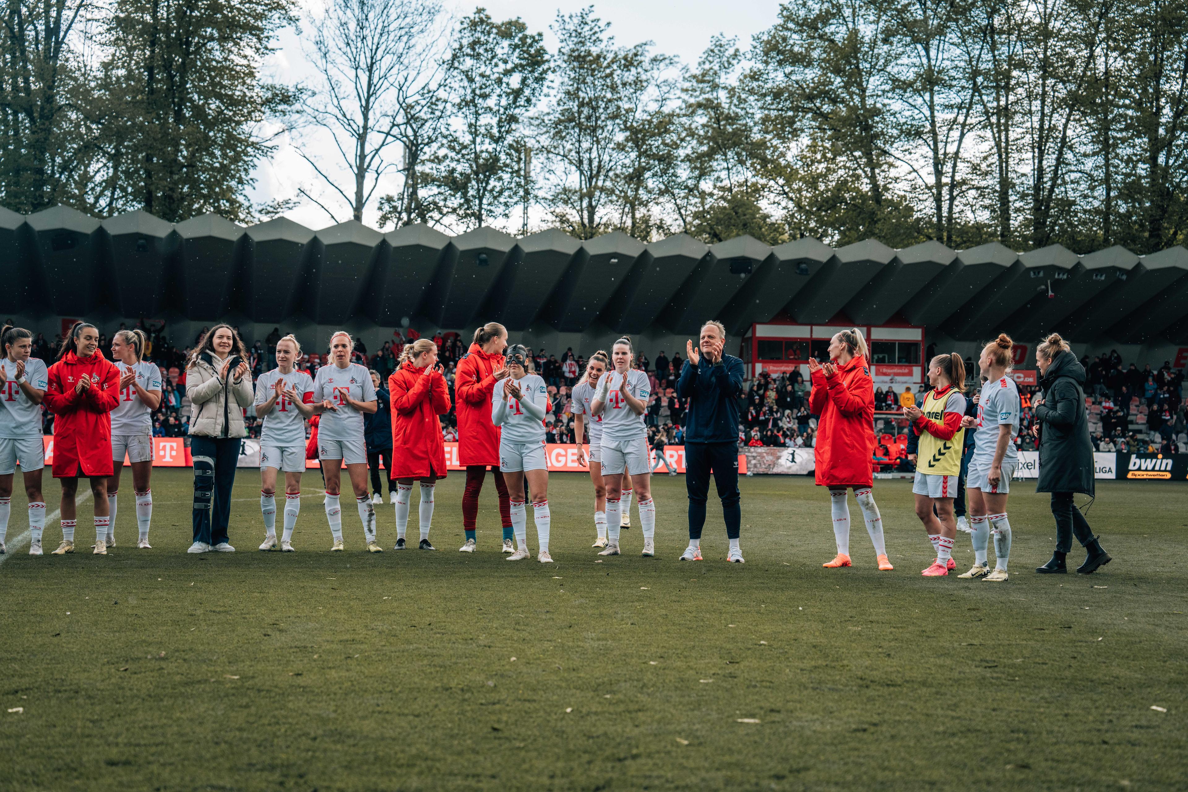 frauen_bundesliga_2023-2024_-_md19_-_1__fc_koln_w_vs_sc_freiburg_w_240421_koescf-669_jpg_0.jpg