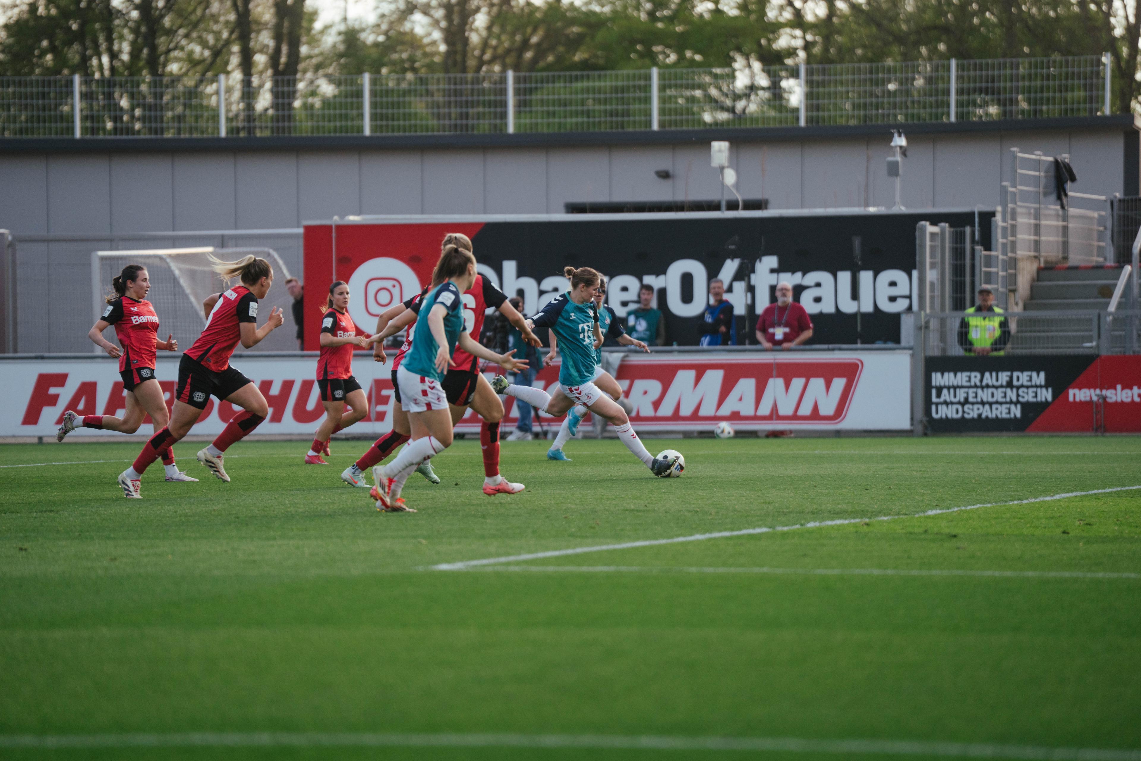 250414_B04KOE-Tor-5.jpg