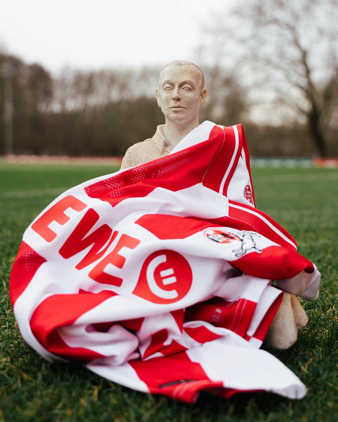 20251210 hummel_Trikot.jpg