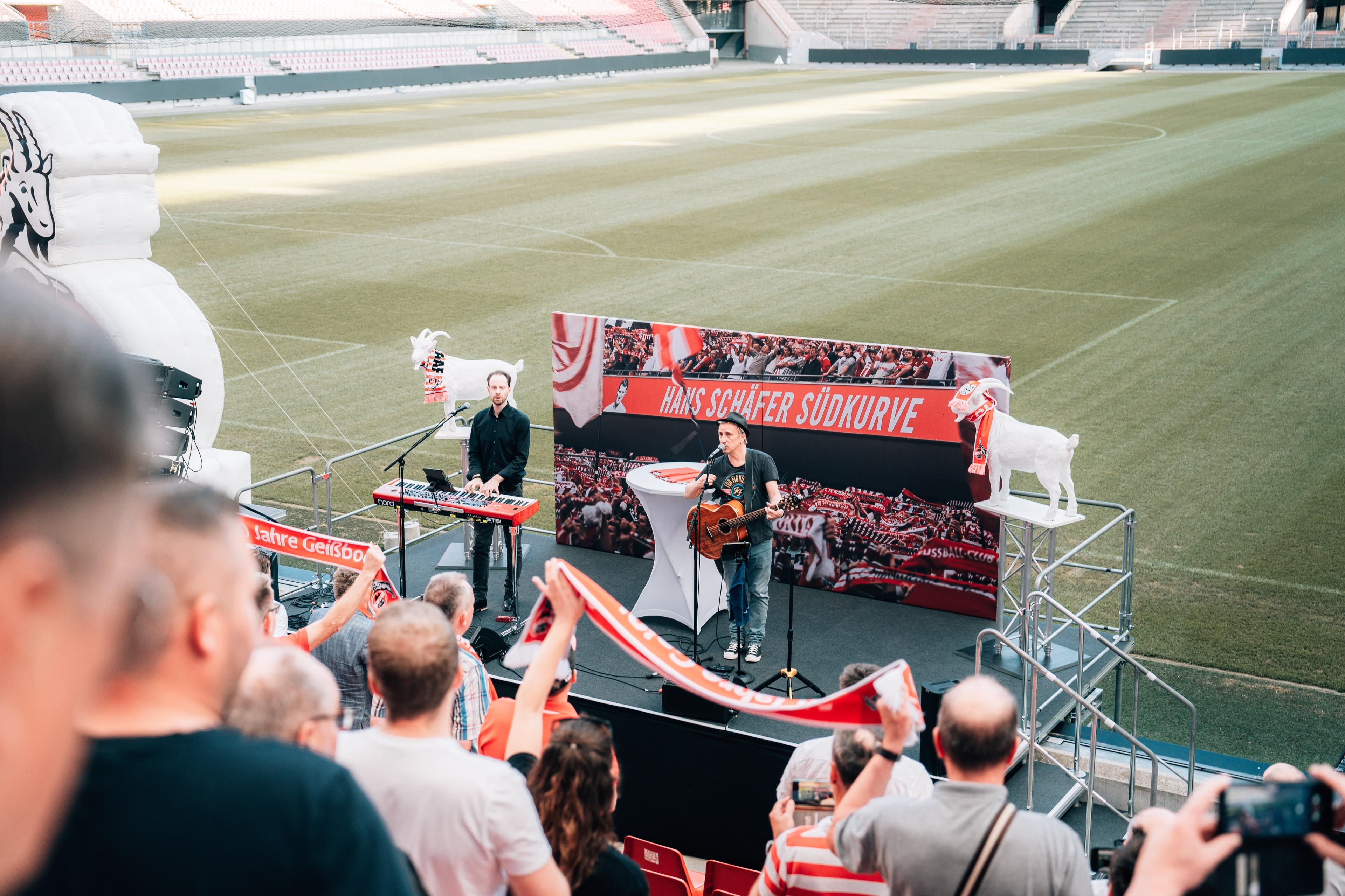 Header Bild-20240515_20jahremitgliederehrung-07281.jpg