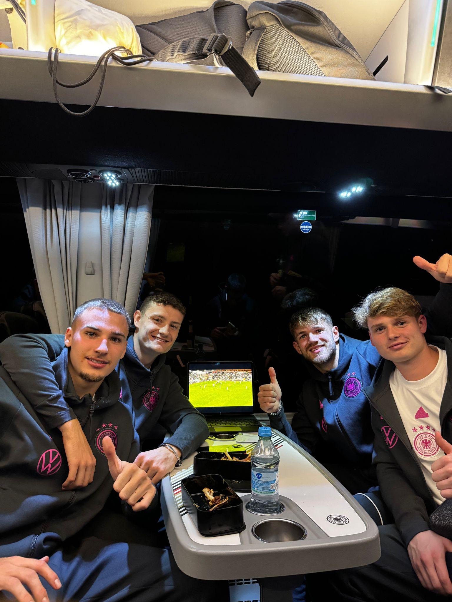 U21_Bus.jpeg