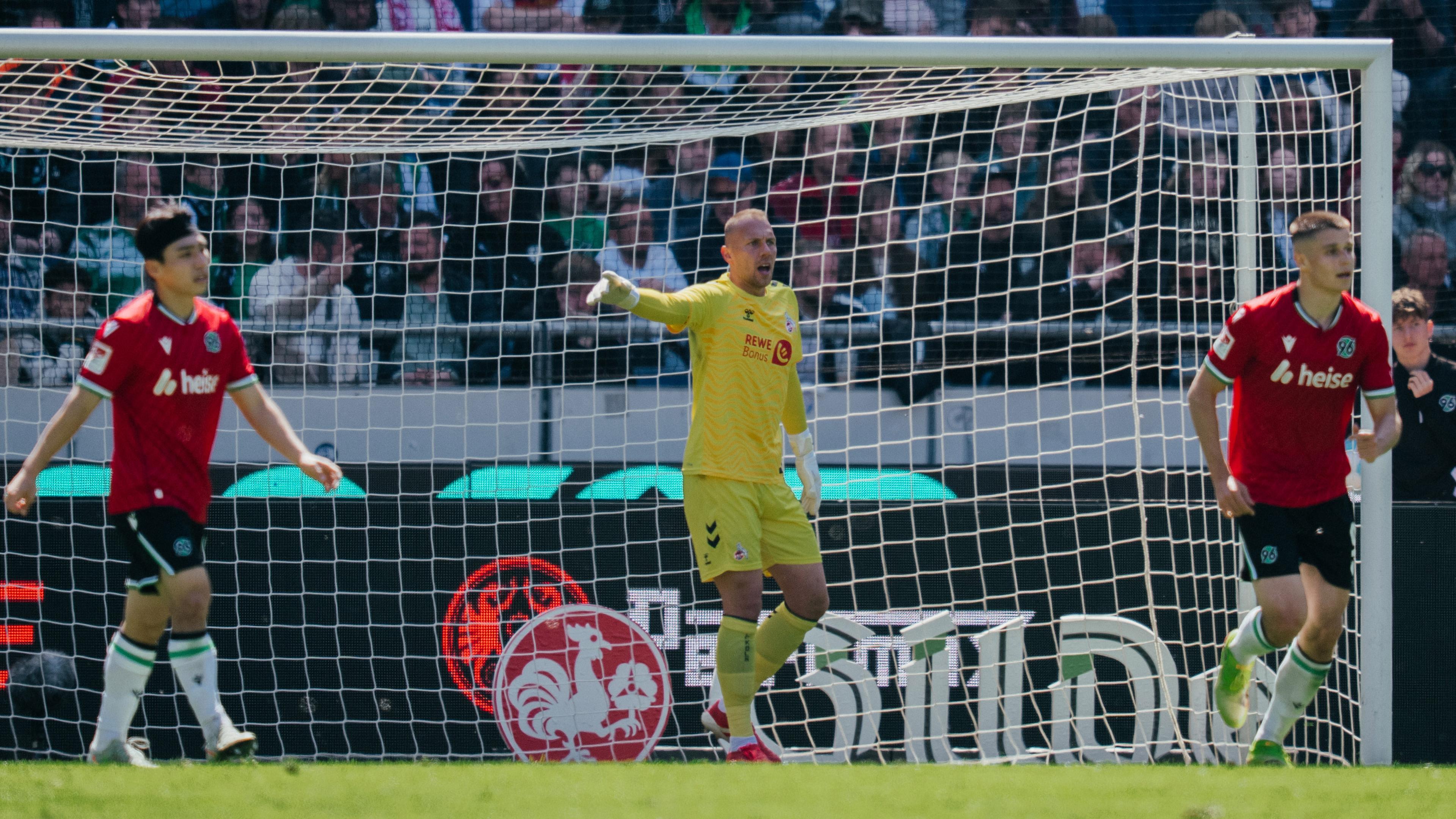 2__bundesliga_2024-2025_-_md31_-_hannover_96_vs_1__fc_koln_250427_h96koe-94 Kopie.jpg