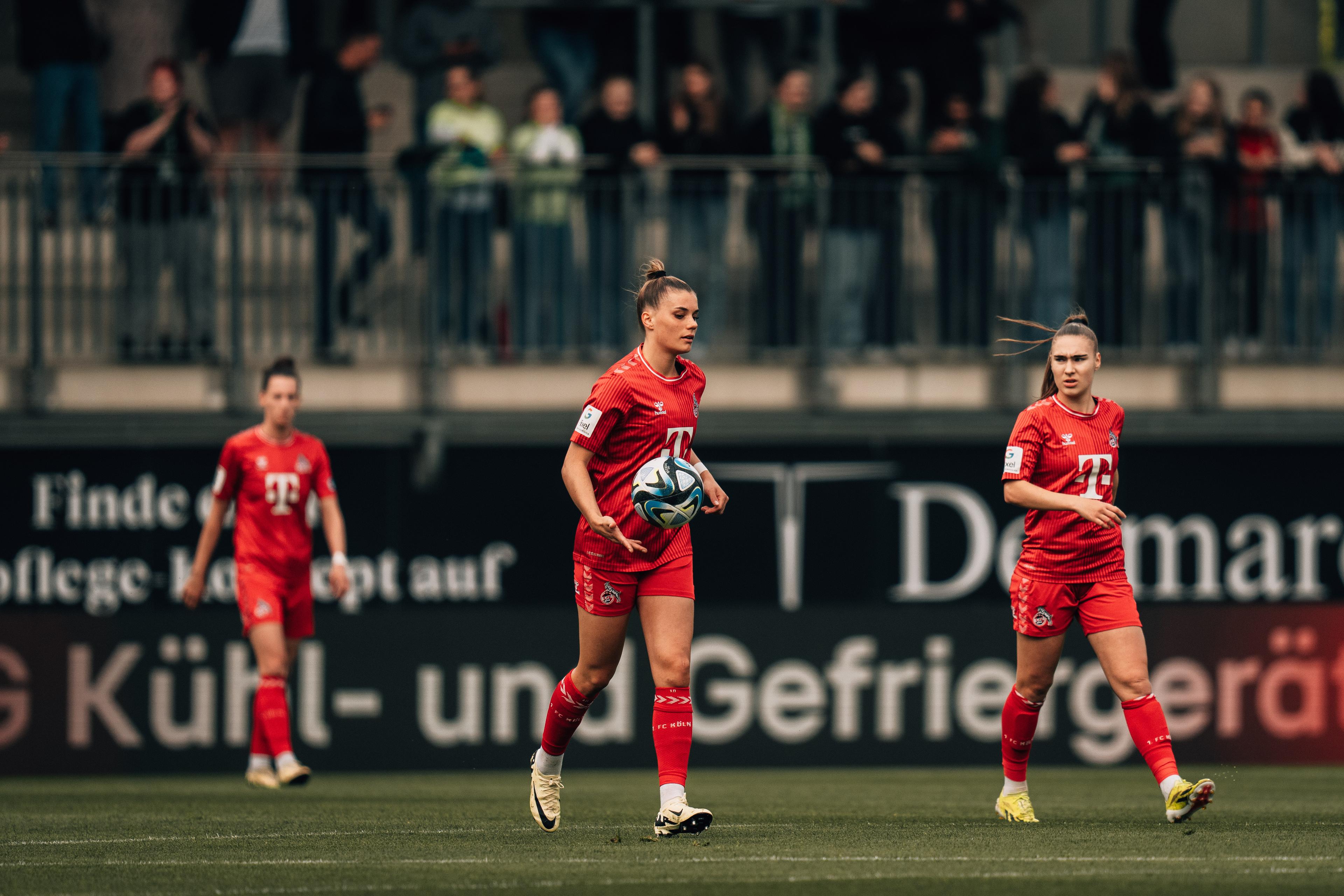 frauen_bundesliga_2023-2024_-_md20_-_vfl_wolfsburg_w_vs_1__fc_koln_w_240503_koewob-55_jpg_0.jpg