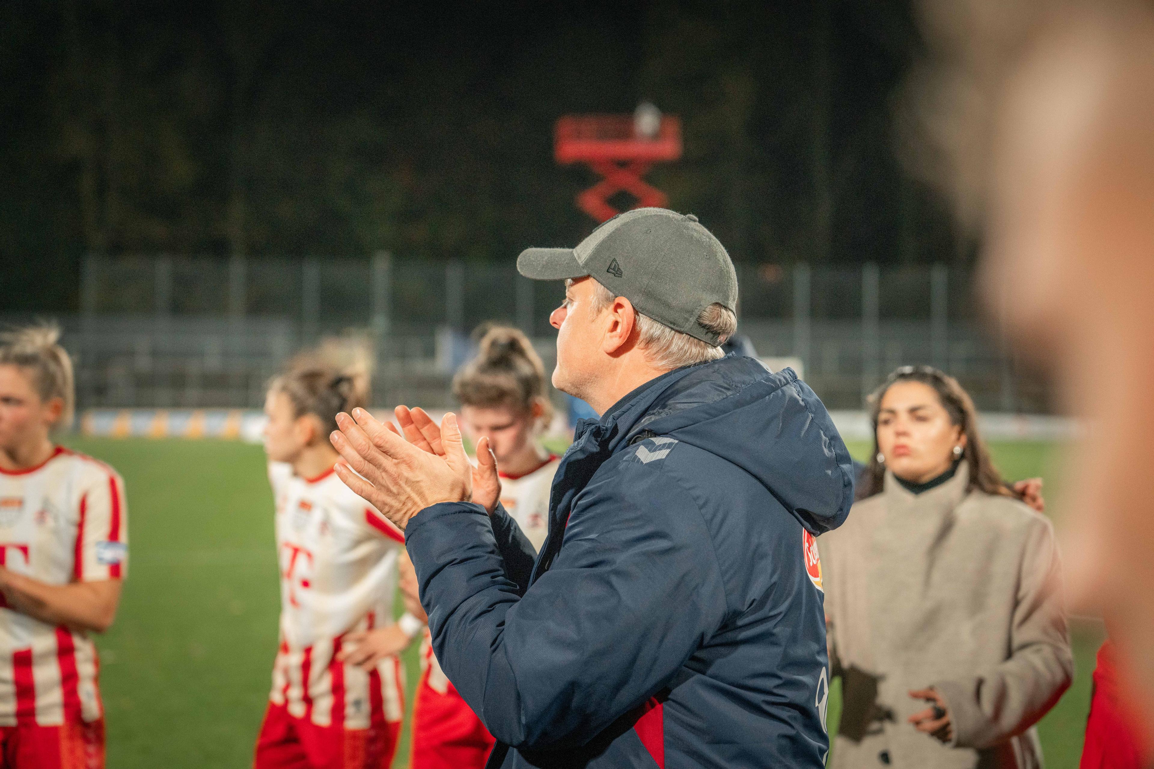 frauen_bundesliga_2023-2024_-_d7_-_fc_koln_w_vs_1899_hoffenheim_w_231113_koetsg_fbl-401_jpg_0 (1).jpg