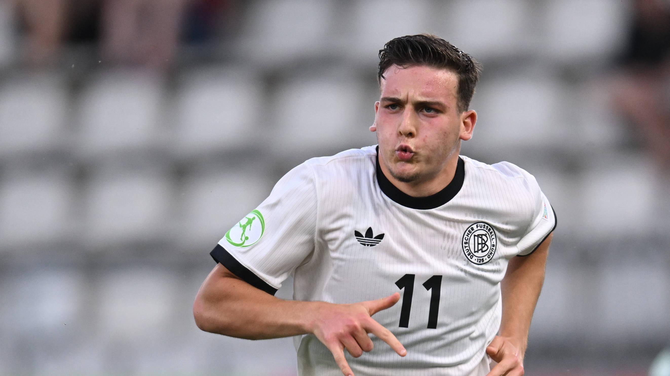 20250829 El Mala.jpg