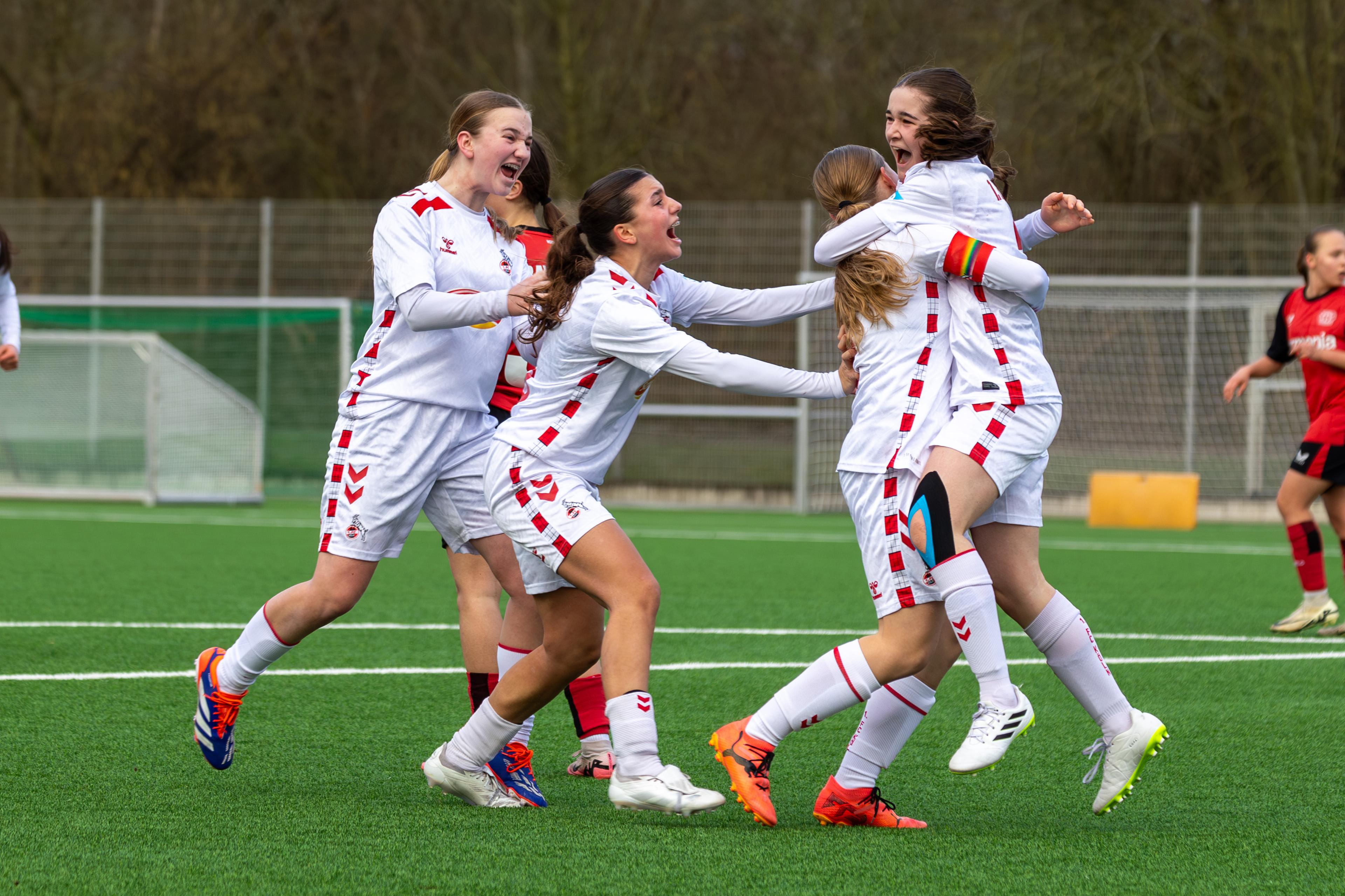 U16. Nachholspiel Bayer 04-1. FC Köln 3zu3-142.jpg